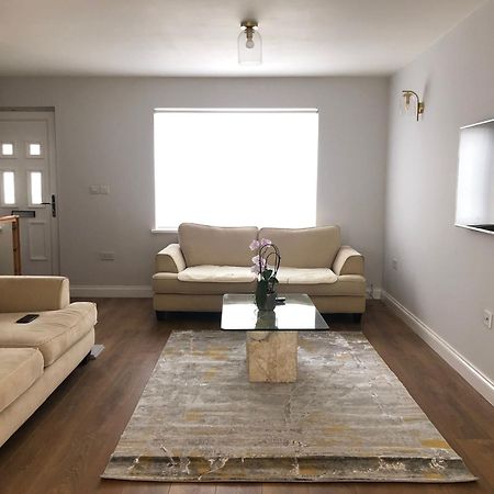 Cozy House With Free Parking & Wifi Near Maryland Station Hotell London Exteriör bild